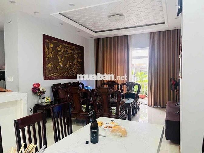 Căn Nhà Dành Cho Người Thích Sự Rộng Rãi Ngang 7,5m Hiếm Coa