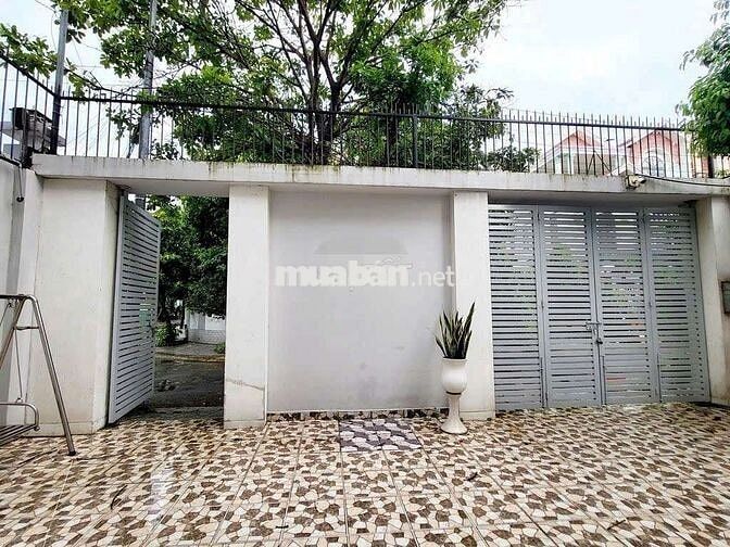 CHO THUÊ NHÀ NGUYÊN CĂN NHÀ MỚI HẺM THÔNG 8M