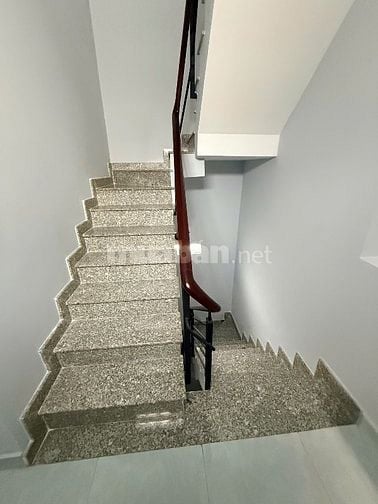 Bán Nhà HXH Nguyễn Thái Sơn,f5,gần chợ GV, dt 52m2(4x13m),trệt,3 lầu