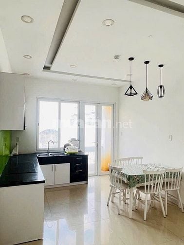 🚘 mặt tiền Huỳnh Văn Bánh nhà 4 lầu 