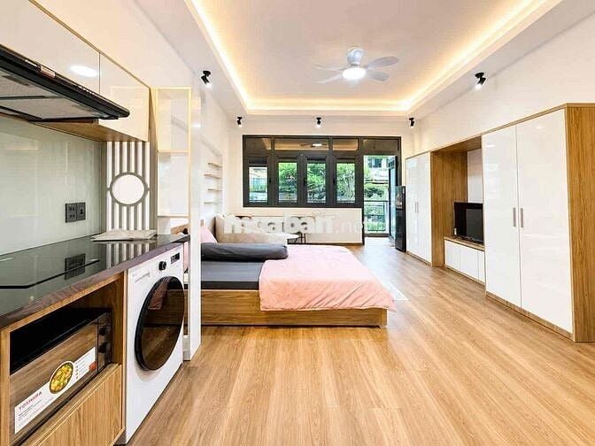 CĂN HỘ NƠ TRANG LONG TRUNG TÂM BÌNH THẠNH 45M2 BAN CÔNG full nội thất