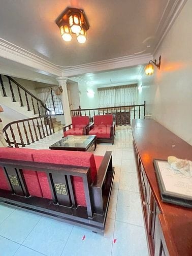 Chính chủ cho thuê nhà Phương Mai, gần hồ đẹp DT 60m2, giá 14tr/th