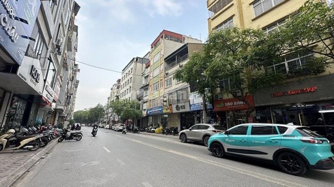 Căn Góc Vị Trí Đắc Địa Mp Trung Phụng-Xã Đàn vỉa hè rộng kd sầm uất