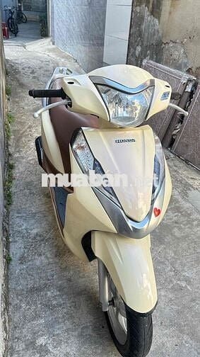 Honda Lead Vàng kem