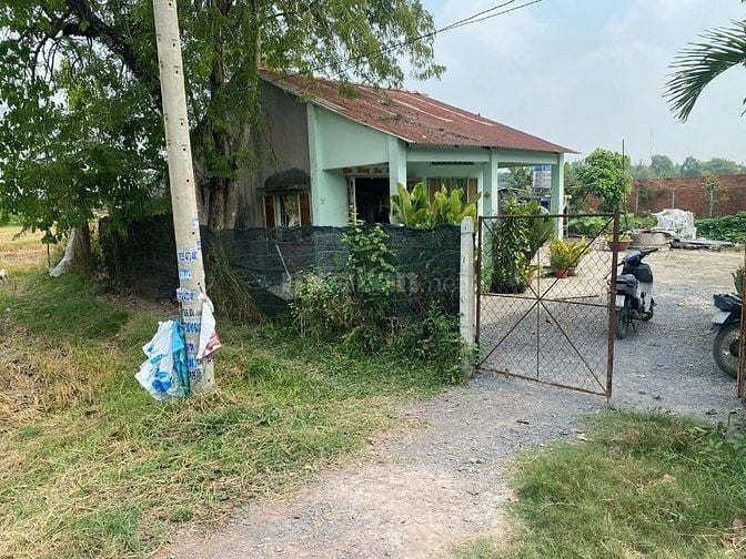 Lô đất 300m2 hẻm oto Đức Hòa Long An