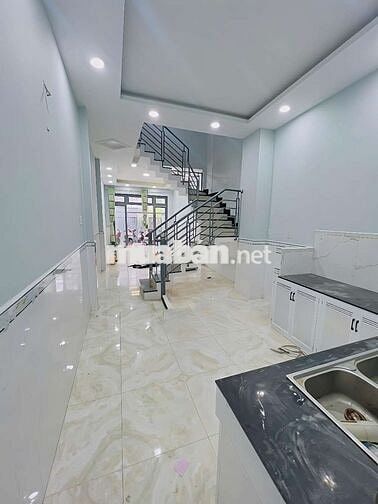 cho thuê nhà đúc 2 tấm mới đẹp 3.8x18m đường số 1 p15 gò vấp giá9.5tr