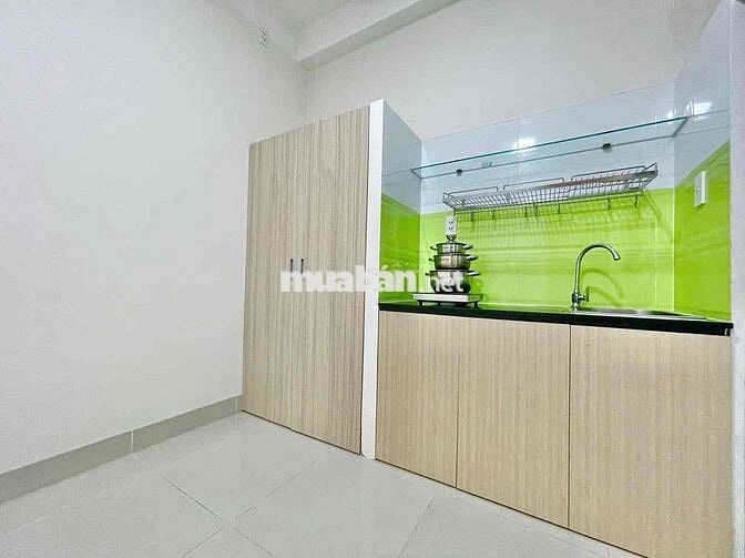 Phòng An Ninh, Giá Tốt Ngay Cầu Vượt Ba Tháng Hai