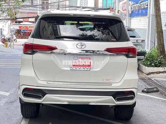 Toyota Fortuner 2020 2.7AT Trắng