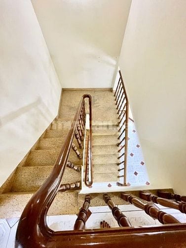 Cho thuê nhà 120/108 Thích Quảng Đức, P5, Q. Phú Nhuận 2 lầu, 3PN