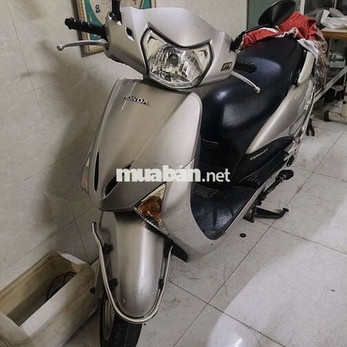 Honda Lead Bạc Đã sử dụng