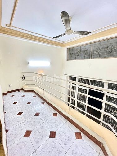 Cho thuê nhà 120/108 Thích Quảng Đức, P5, Q. Phú Nhuận 2 lầu, 3PN
