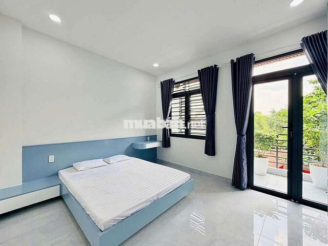 KHU PHÂN LÔ SÂN BAY - GIÁ NHỈNH. 11 ĐỒNG