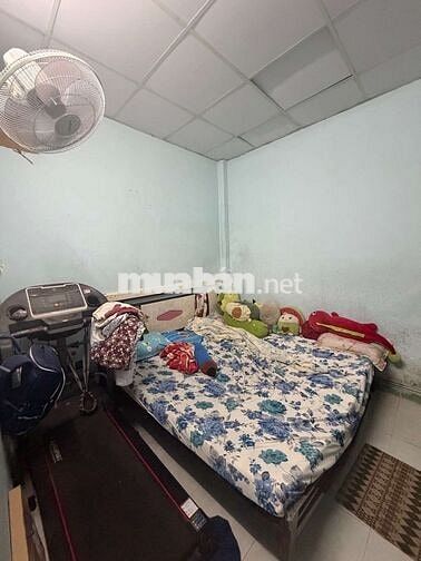 bán nhà gần Aeon, 4m x 10m, hẻm xe hơi, nhà 2 tầng chỉ hơn 4 tỷ xíu TL