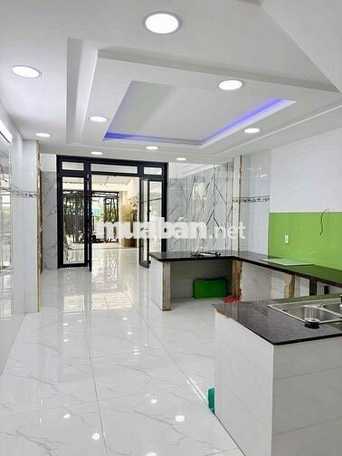 NHÀ NGUYÊN CĂN 1 LỬNG 3 LẦU GẦN CHỢ Ở LIỀN