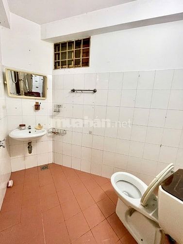 Cho thuê nhà 120/108 Thích Quảng Đức, P5, Q. Phú Nhuận 2 lầu, 3PN