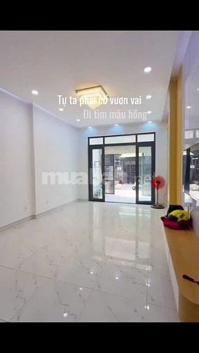 Nhà mặt tiền Vương Văn Huống, An Lạc A, đối diênj BX miền tây