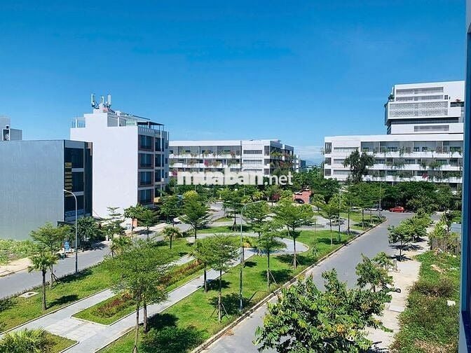 Bán Lô Đất Đường 34m Giáp Đại Học FPT, Diện Tích 290m2 ,  Giá 8,7 Tỷ🏘