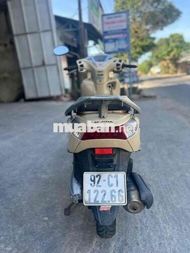 Honda Lead Vàng kem