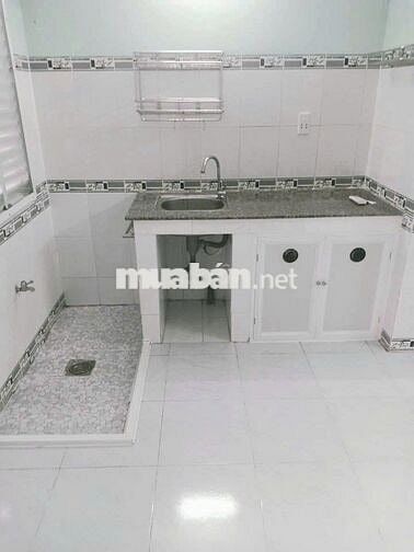 NHÀ TRỌ - NGAY NGÃ TƯ BÌNH THÁI