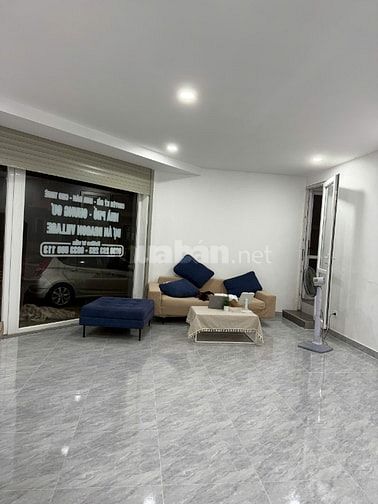 Chính chủ cần tiền bán gấp căn nhà mặt tiền quận 9 tp Thủ Đức
