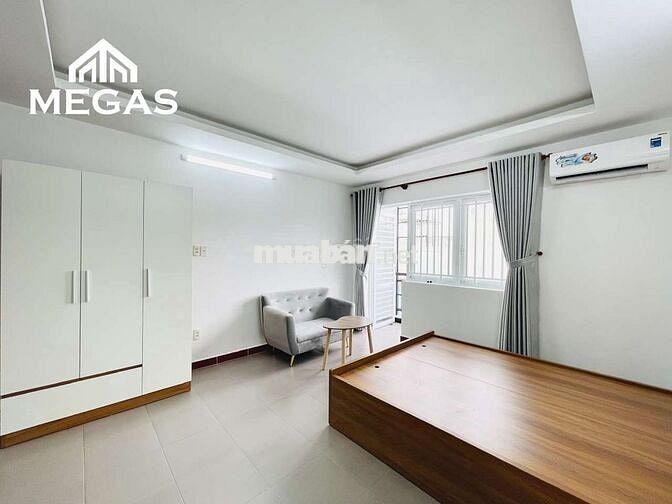  Ban công Rộng 40m2 mới xây 100% ngay Lạc Long Quân-Âu Cơ-Thiên Phước