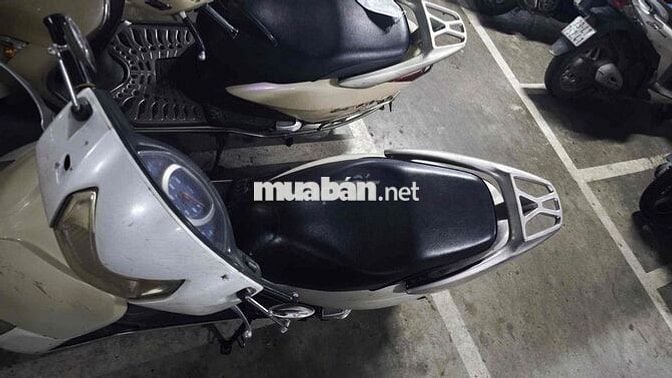 Honda Lead 2009 Trắng