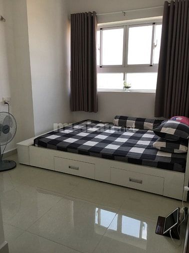 Cho thuê căn hộ 8X Plus, 2PN, có nội thất, giá cho thuê 7tr5/th