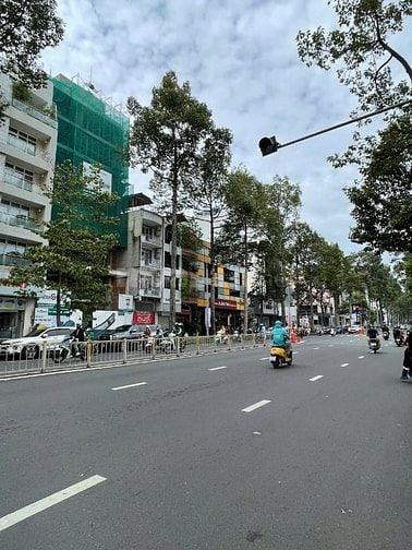 🔥 SIÊU PHẨM MẶT TIỀN TRUNG TÂM QUẬN 1 – TÒA NHÀ 6 TẦNG THANG MÁY 🔥