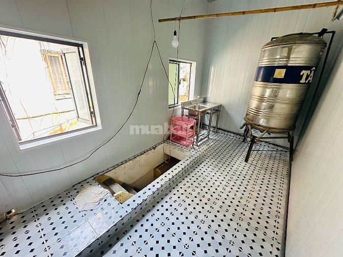 Nhà trong ngõ phố cổ Hàng Chai