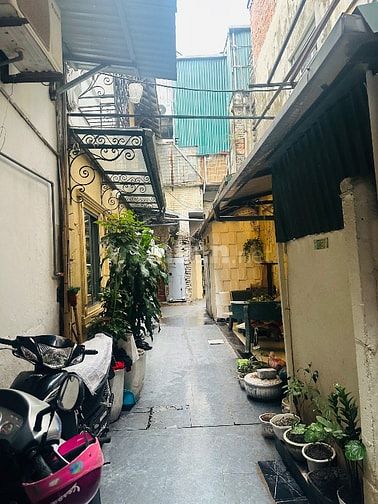 Nhà trong ngõ phố cổ Hàng Chai