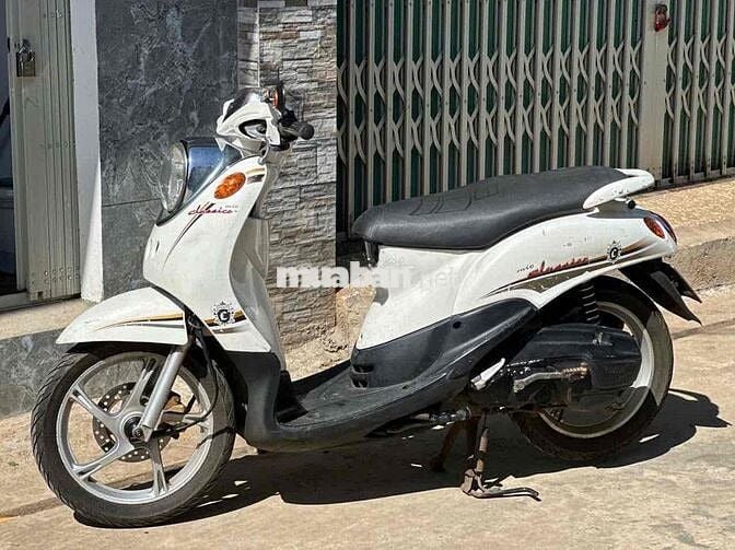 Yamaha Mio Classico Trắng