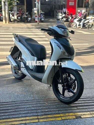 Honda SH 2011 Trắng đen