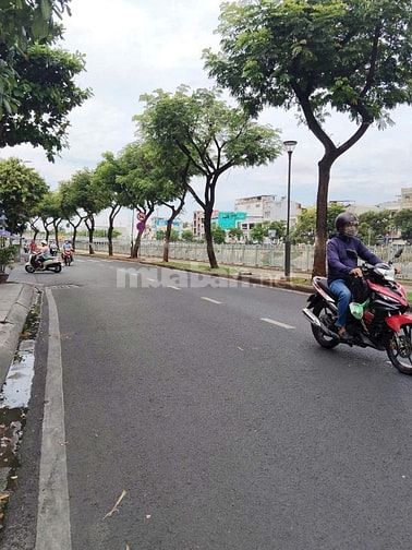 Nhà mặt tiền kênh 995/ Hồng Bàng , Quận 6