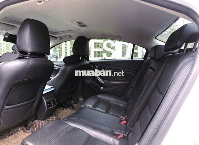 Mazda 6 2017 2.0 Trắng 120.000 km