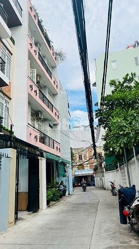 Nhà bán hẻm xe hơi  thông 156 Tô Hiến Thành Quận 10, kế chợ thuốc tây