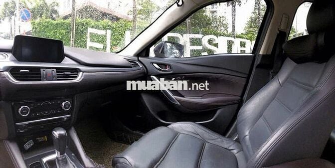 Mazda 6 2017 2.0 Trắng 120.000 km