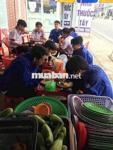 SANG QUÁN CƠM ĐANG HOẠT ĐỘNG ỔN ĐỊNH – MẶT BẰNG KHÔNG CỌC, THUÊ CHỈ 4