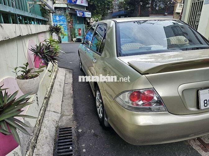 Mitsubishi Lancer Gala 2005 1.6 CVT