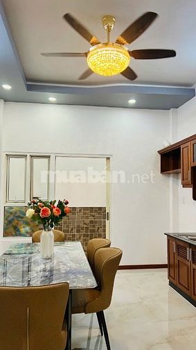 Nhà bán hẻm xe hơi  thông 156 Tô Hiến Thành Quận 10, kế chợ thuốc tây