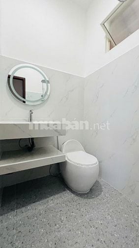 Nhà bán hẻm xe hơi  thông 156 Tô Hiến Thành Quận 10, kế chợ thuốc tây