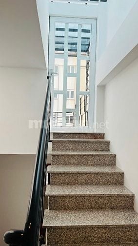 Nhà bán hẻm xe hơi  thông 156 Tô Hiến Thành Quận 10, kế chợ thuốc tây