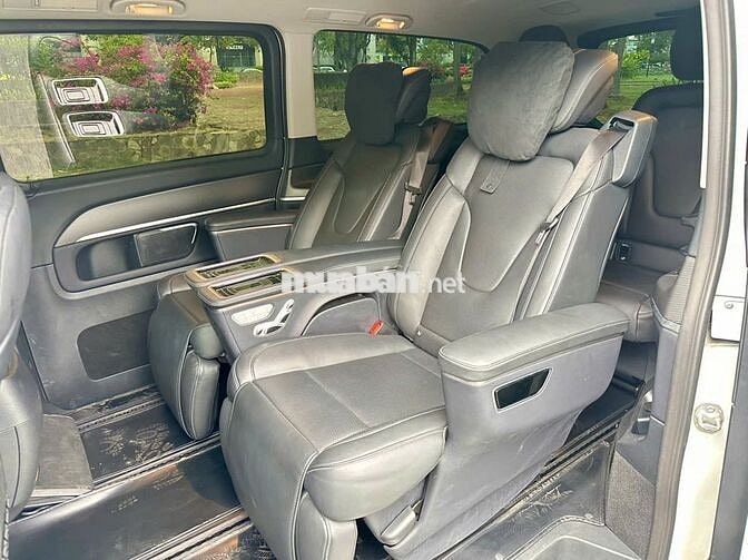 Mercedes-Benz V250 AMG 2023 Trắng