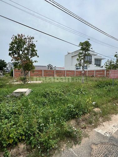 Kẹt tiền cần bán lô đất 210m2 Huỳnh Văn Cọ TT Củ Chi 1 tỷ 2