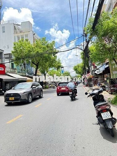 nhà mặt tiền phạm thế hiển phường 6 quận 8 DT 4m x 20m trệt 1 lầu 