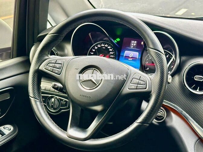 Mercedes-Benz V250 AMG 2023 Trắng