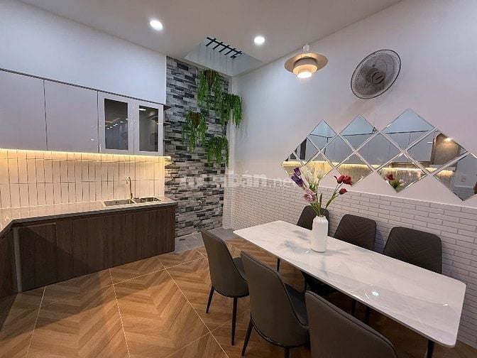 Nhà KDC Bình Hưng Bến Xe Q8 Vào 500m