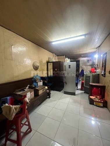 Bán nhà Bên Vân Đôn - Hẻm 6m - Khu Dân cư 
