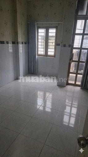Nhà hxh dt15m2 đúc 1 lầu 1 phòng ngủ lớn 2wc đường Âu Cơ, Q. Tân Phú