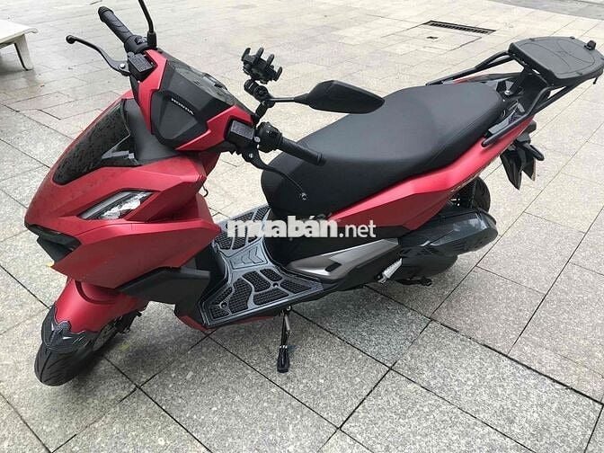 Honda Vario 160 Đỏ