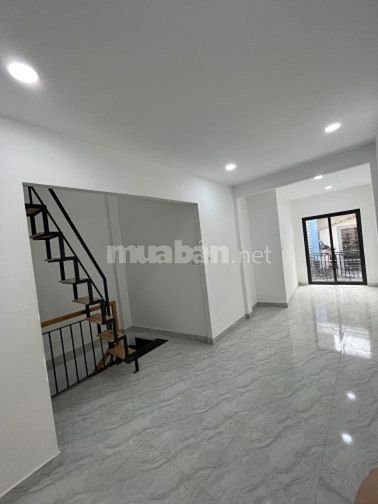 Chính chủ Bán Nhà sát BV Tân Phú Dt 23,3m2 x 2Lầu